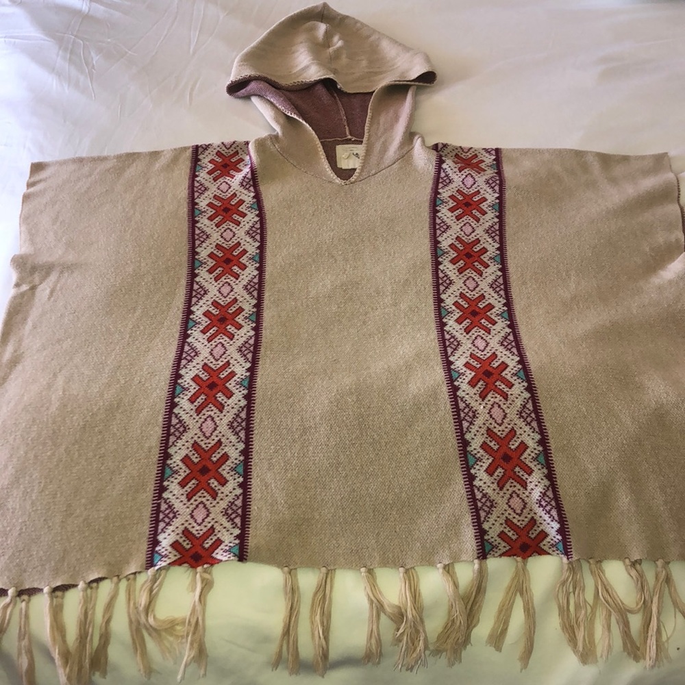 Billa Bong poncho